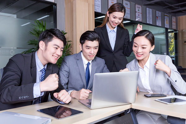 年度人才發展計劃：以人為本，共建共享