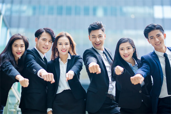 協同效應：強化內部溝通，打造高效協作團隊