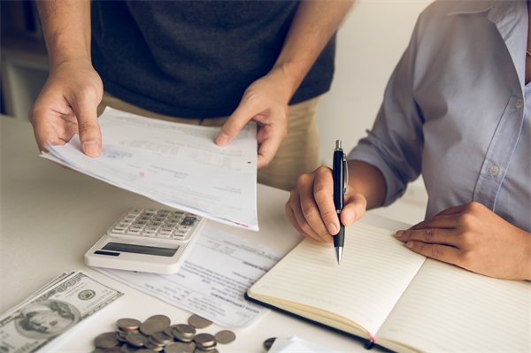 績效不佳員工的薪酬調整策略：如何既公平又有效？