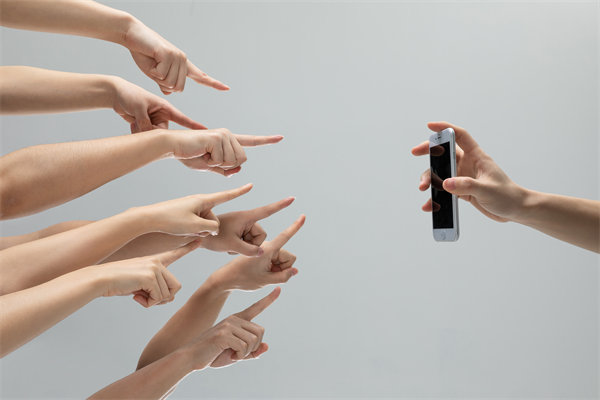 品牌危機(jī)公關(guān)：面對(duì)負(fù)面輿論，如何有效轉(zhuǎn)危為安？