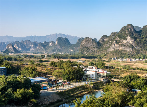 清遠(yuǎn)集團管控咨詢公司如何強化集團集權(quán)與分權(quán)？