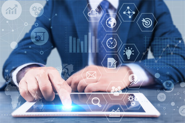 制定年度經(jīng)營(yíng)計(jì)劃時(shí)，如何平衡創(chuàng)新與風(fēng)險(xiǎn)？