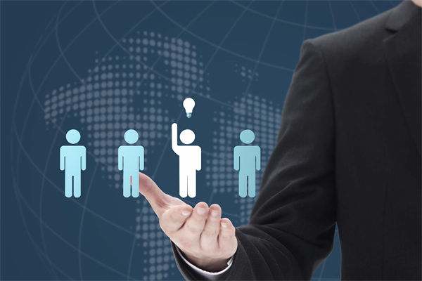 制定年度經(jīng)營(yíng)計(jì)劃時(shí)，如何平衡創(chuàng)新與風(fēng)險(xiǎn)？