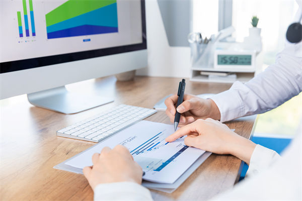 信息不對稱問題下，集團(tuán)如何加強(qiáng)內(nèi)部管控透明度？