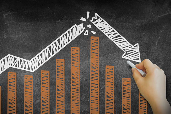 A股開盤大跌，近800股跌超9%，關(guān)聯(lián)企業(yè)如何調(diào)整戰(zhàn)略？