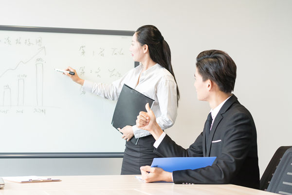 薪酬績效總難平衡，怎樣調整才能既控成本又激勵員工？