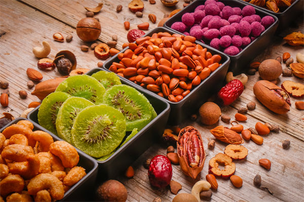 品牌營銷分析：第一批開零食店的人，賺夠千萬離場了