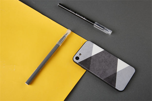 制造業管理分析：9.9包郵手機殼鉛含量超標30倍