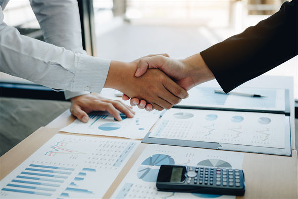 預算偏差吞噬收益，精準管控的核心邏輯是什么？