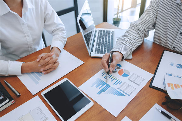 薪酬結構與戰(zhàn)略脫節(jié)，薪酬咨詢怎樣搭建適配體系？